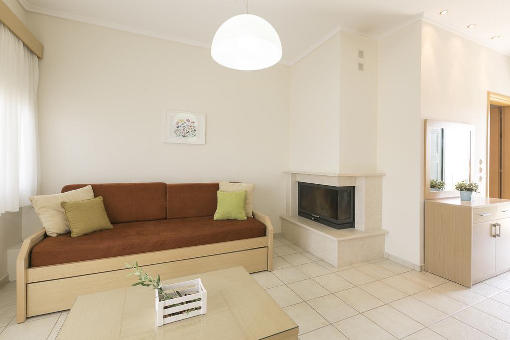 Olive Tree Apartments Fourka Extérieur photo